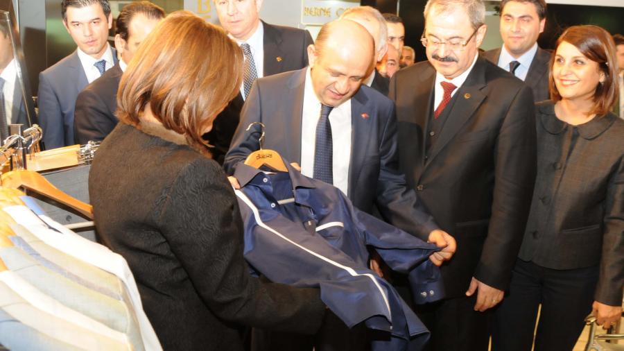 BİLİM, SANAYİ VE TEKNOLOJİ BAKANI FİKRİ IŞIK ‘’PENTEX FUARI’’NI GEZDİ