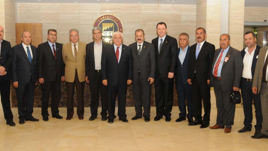 CHP BÜYÜKŞEHİR BELEDİYE BAŞKAN ADAYI AKİF EKİCİ, SANAYİCİLERE POJELERİNİ ANLATTI