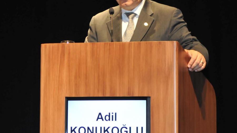 ADİL KONUKOĞLU, "LİDERLİK ZİRVESİNDE" ÜNİVERSİTELİ GENÇLERE SESLENDİ