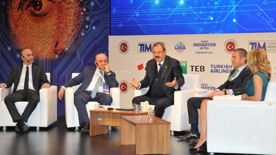 KONUKOĞLU, ‘’AKADEMİSYEN-SANAYİCİ BULUŞMASI’’ PANELİNDE BAŞARININ SIRLARINI ANLATTI