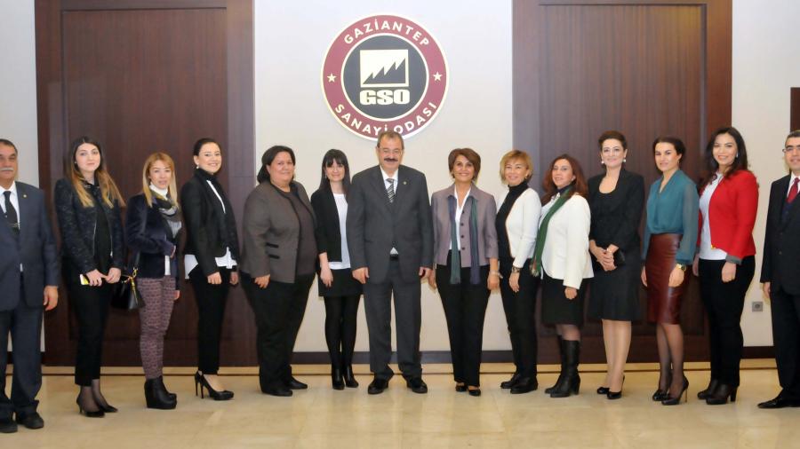 KADIN GİRİŞİMCİLERDEN NEZAKET ZİYARETİ