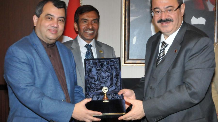 BANGLADEŞ HEYETİ GSO’YU ZİYARET ETTİ