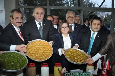 TÜRK BAKLAVASINA STANDART GELDİ