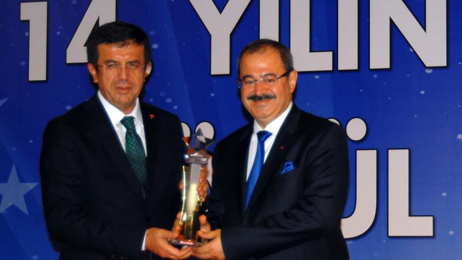 KONUKOĞLU, ‘’YILIN SANAYİCİSİ’’ ÖDÜLÜNÜ ALDI