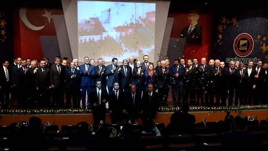 BAŞBAKAN YARDIMCISI ŞİMŞEK, GAZİANTEPİN YILDIZLARI ÖDÜL TÖRENİNE KATILDI