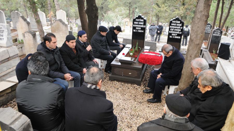 SANİ KONUKOĞLU DUALARLA ANILDI