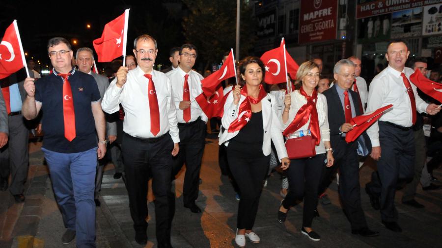 GAZİ ŞEHİRDEN ‘’15 TEMMUZ DAYANIŞMA KAMPANYASI’’NA ANLAMLI BAĞIŞ