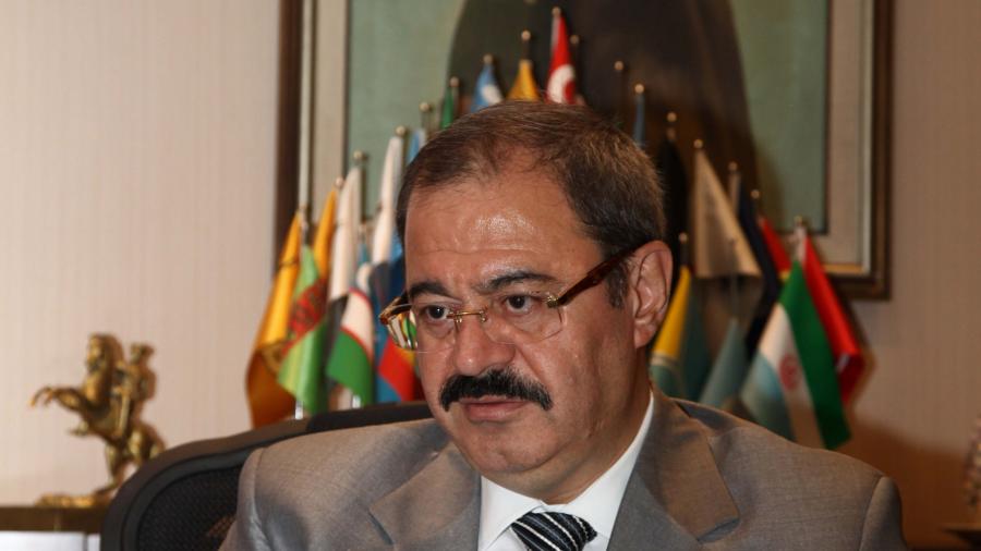 ‘’BİLİNÇLİ VE AYDIN NESİLLER YETİŞTİRMEDE DEĞERLİ ÖĞRETMENLERİMİZİN ÇABALARI ÇOK ÖNEMLİDİR’’