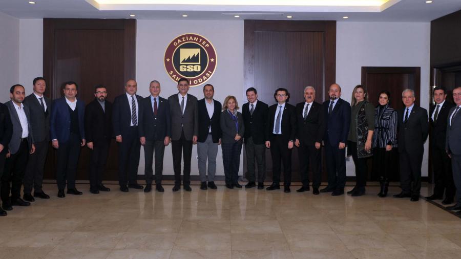 ADNAN ÜNVERDİ:“MESLEK KURULUŞLARIMIZIN İŞBİRLİĞİ İÇERİSİNDE OLMASI GÜCÜMÜZE GÜÇ KATIYOR”