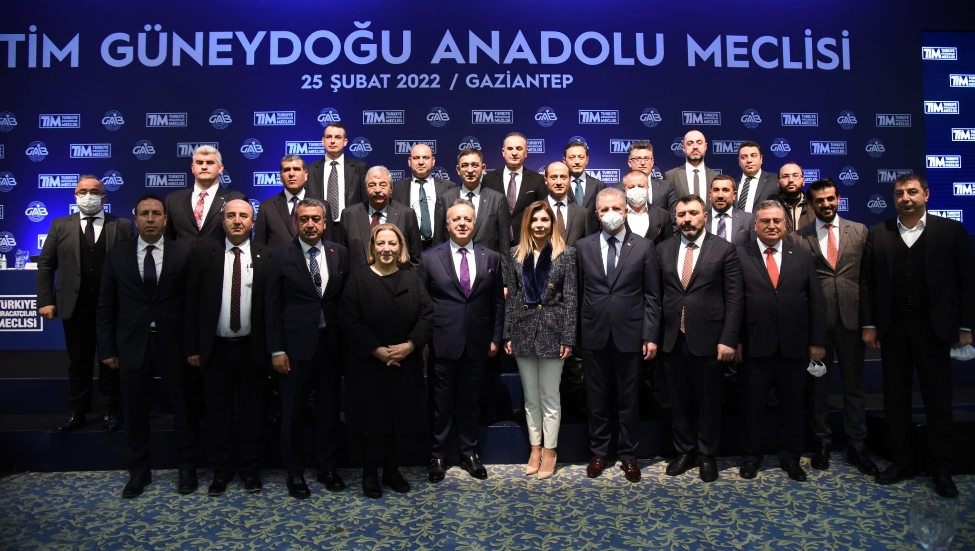 BAŞKAN ÜNVERDİ: DÜNYADAKİ DEĞİŞİM VE DÖNÜŞÜME AYAK UYDURMALIYIZ