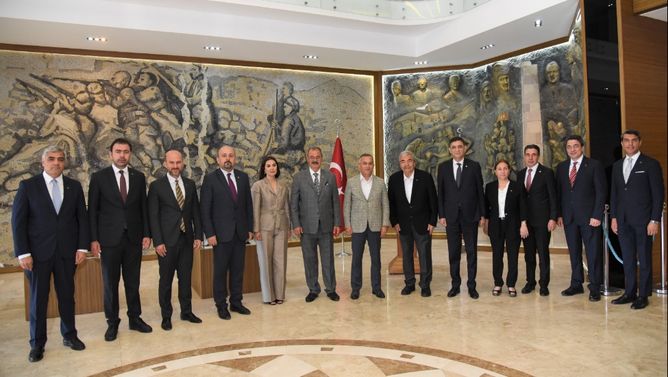 GSO’DAN VALİ ÇEBER'E HAYIRLI OLSUN ZİYARETİ