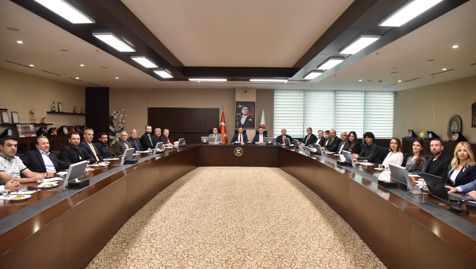 KİMYASAL ÜRÜNLER VE GERİ DÖNÜŞÜM BİRLEŞTİRİLMİŞ SEKTÖR TOPLANTISI YAPILDI