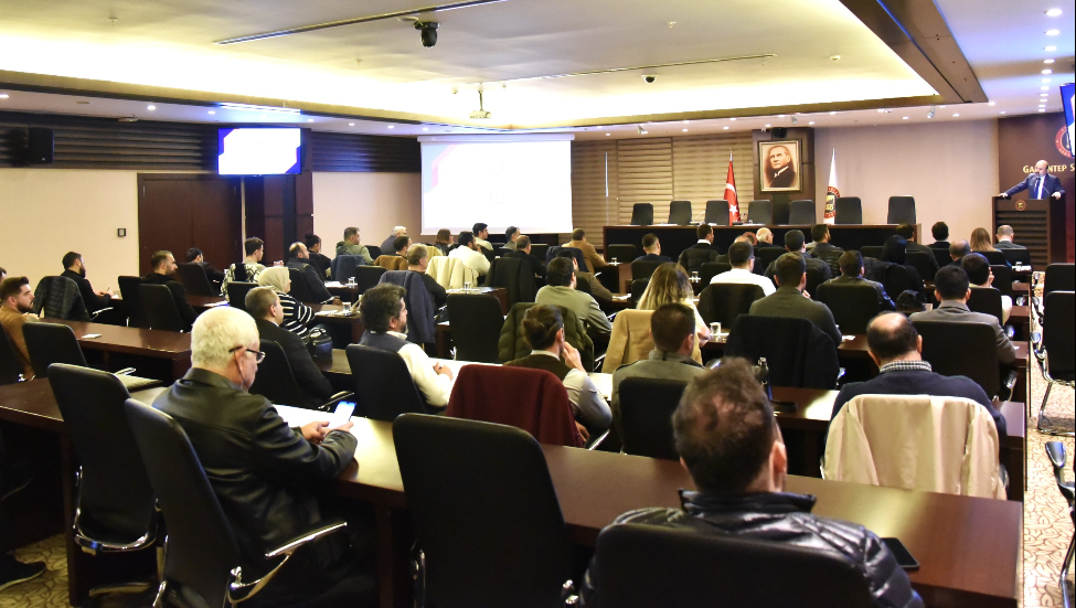 GSO'DA "KOSGEB TÜRKİYE YEŞİL SANAYİ PROJESİ" ANLATILDI