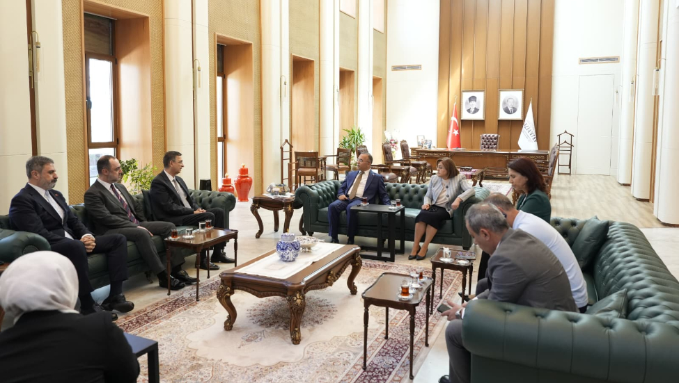 VALİ ÇEBER VE BAŞKAN ŞAHİN’DEN MFF ORTADOĞU GIDA FUARI’NA TAM DESTEK
